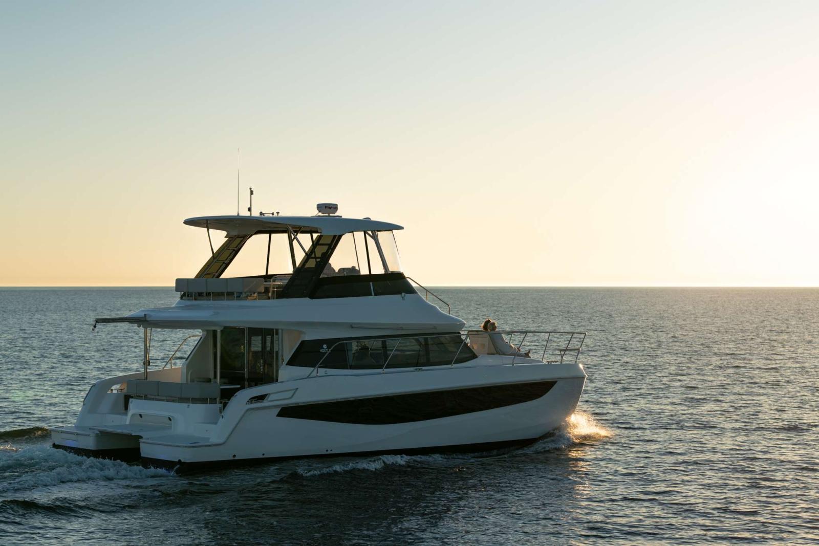 aquila 42 yacht