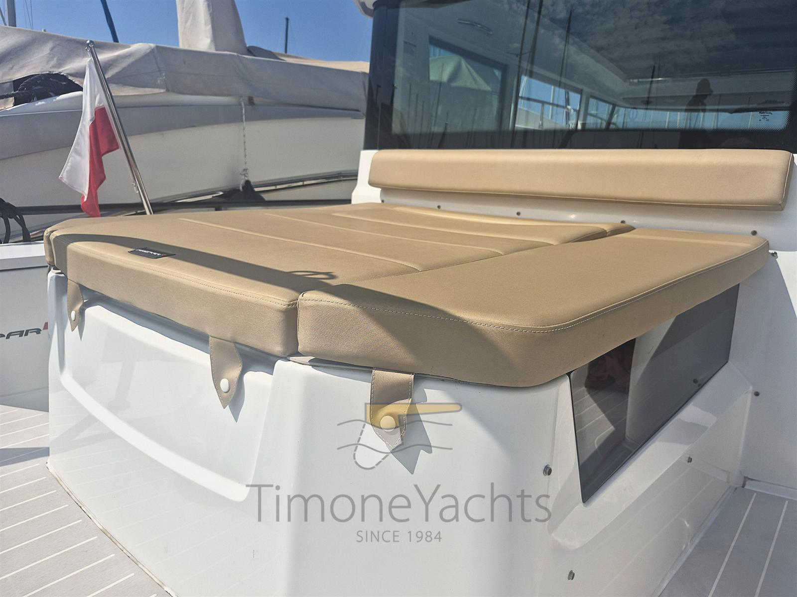 axopar 28 cabin