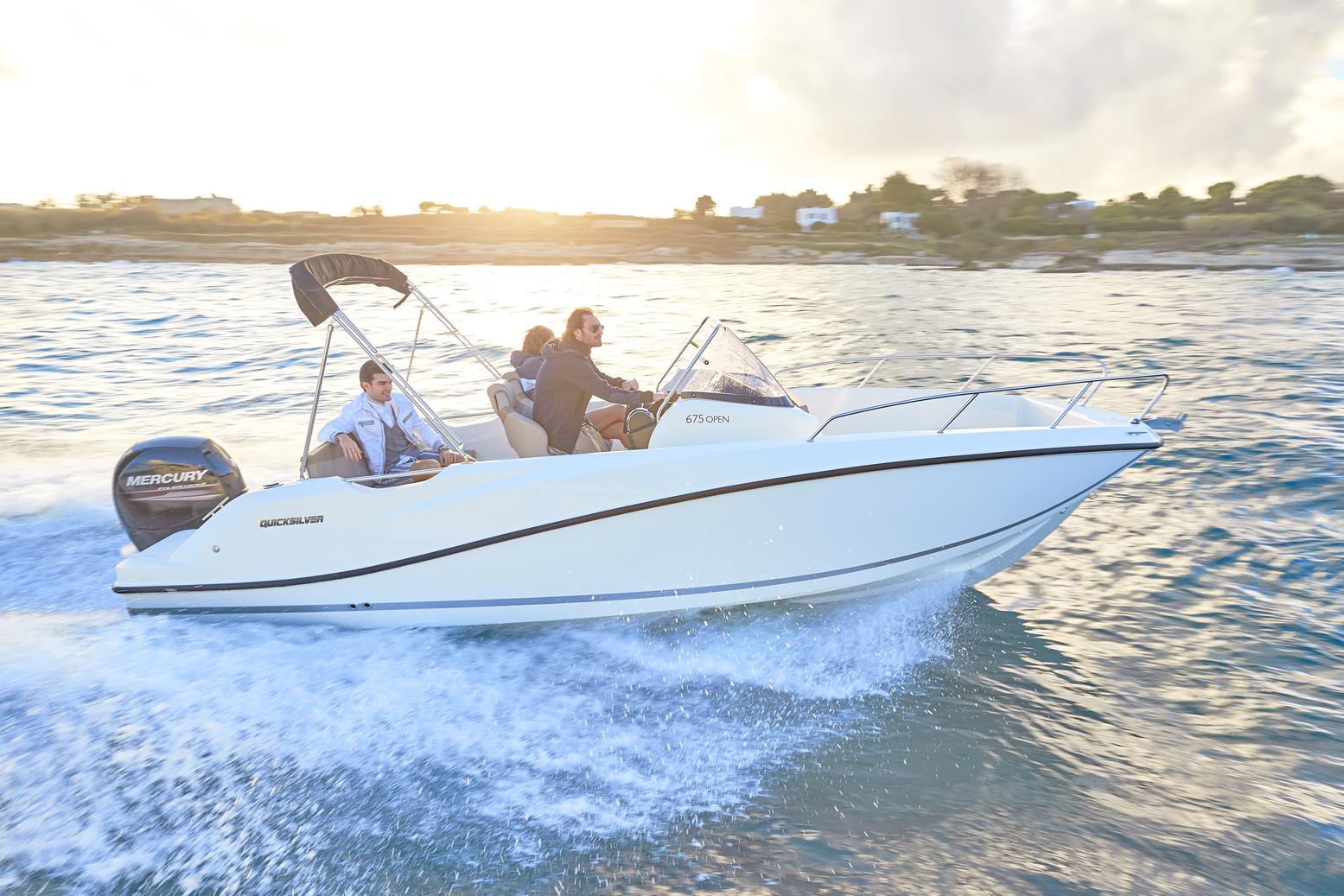 quicksilver Activ 675 Open