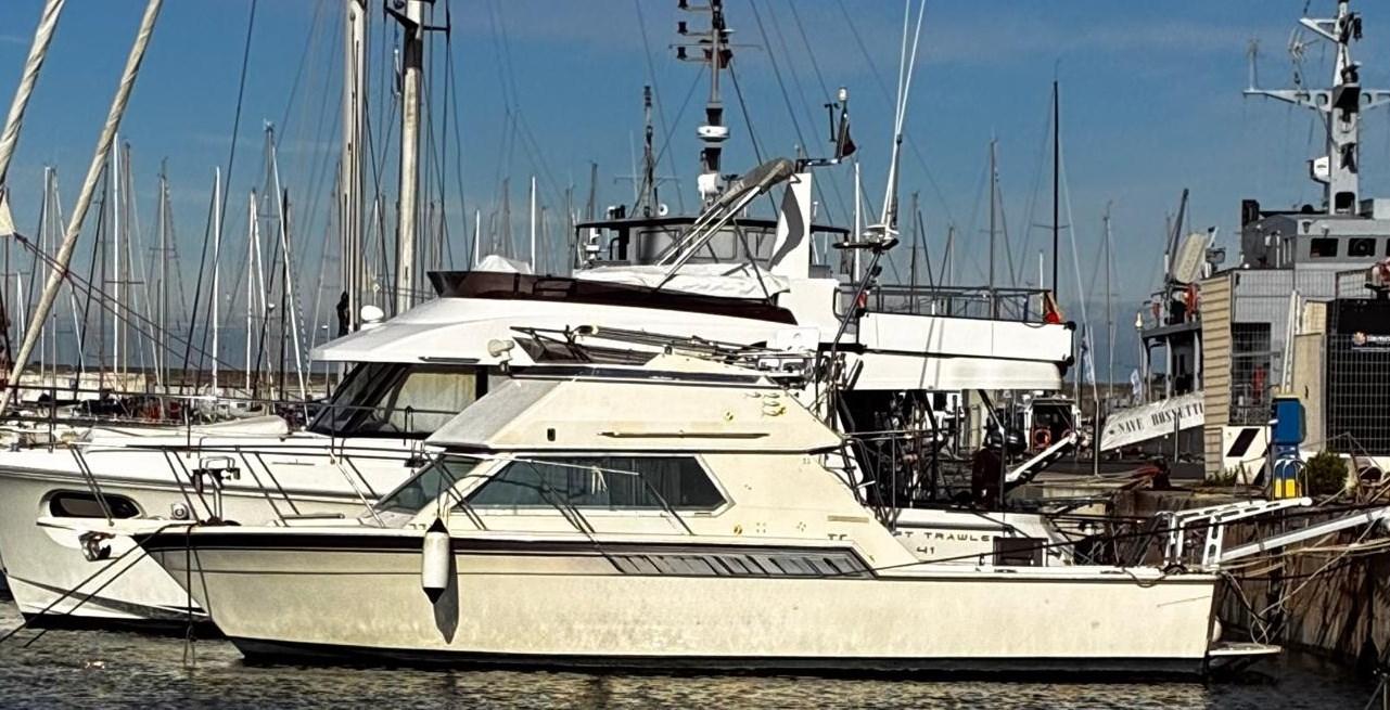 hatteras 32 sport fisherm.