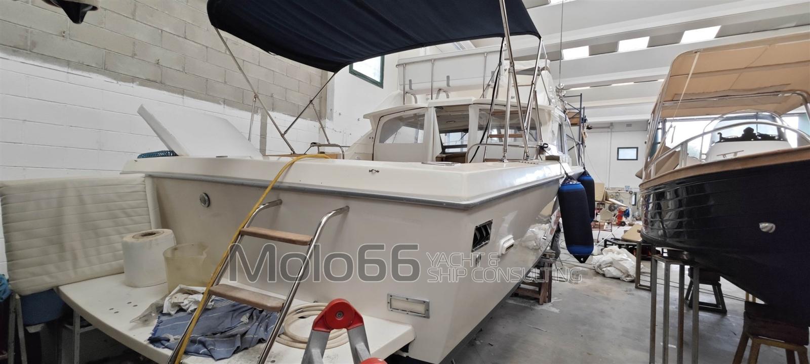 bertram yacht 28' sport convertible