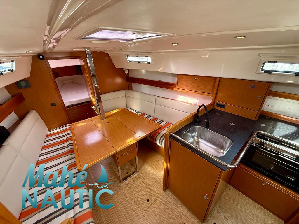 bavaria yachts 32 cruiser