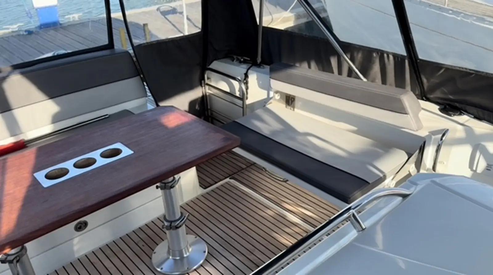 jeanneau Jeanneau cap camerat 10.5 wa