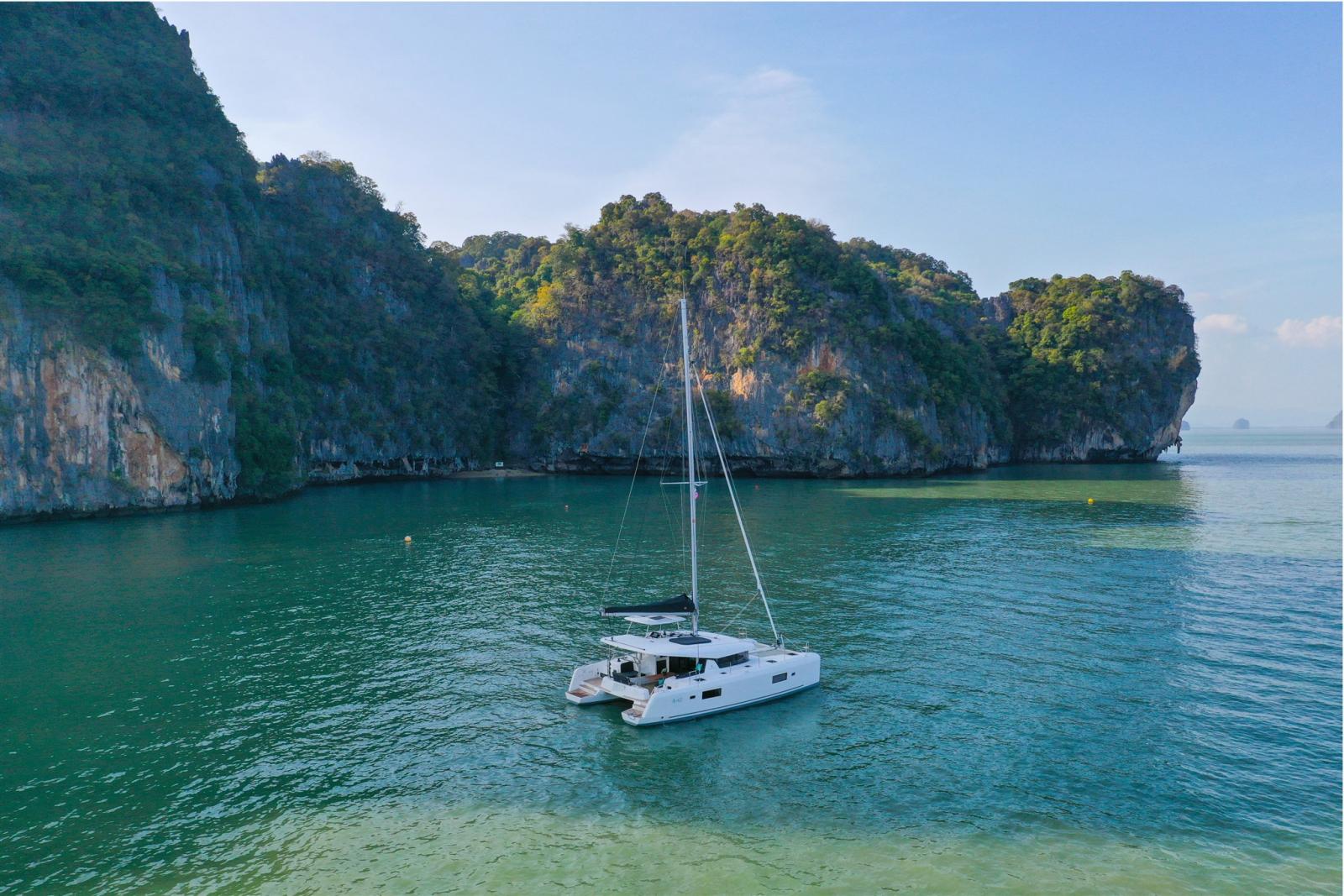 lagoon 42 millenium