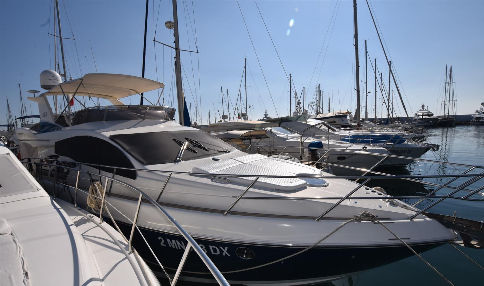 azimut 50 flybridge
