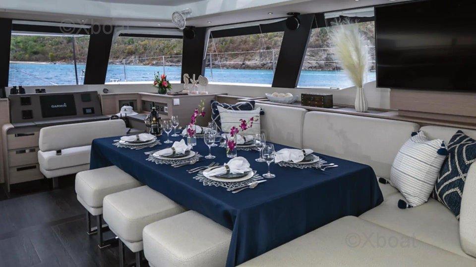 fountaine pajot Alegria 67