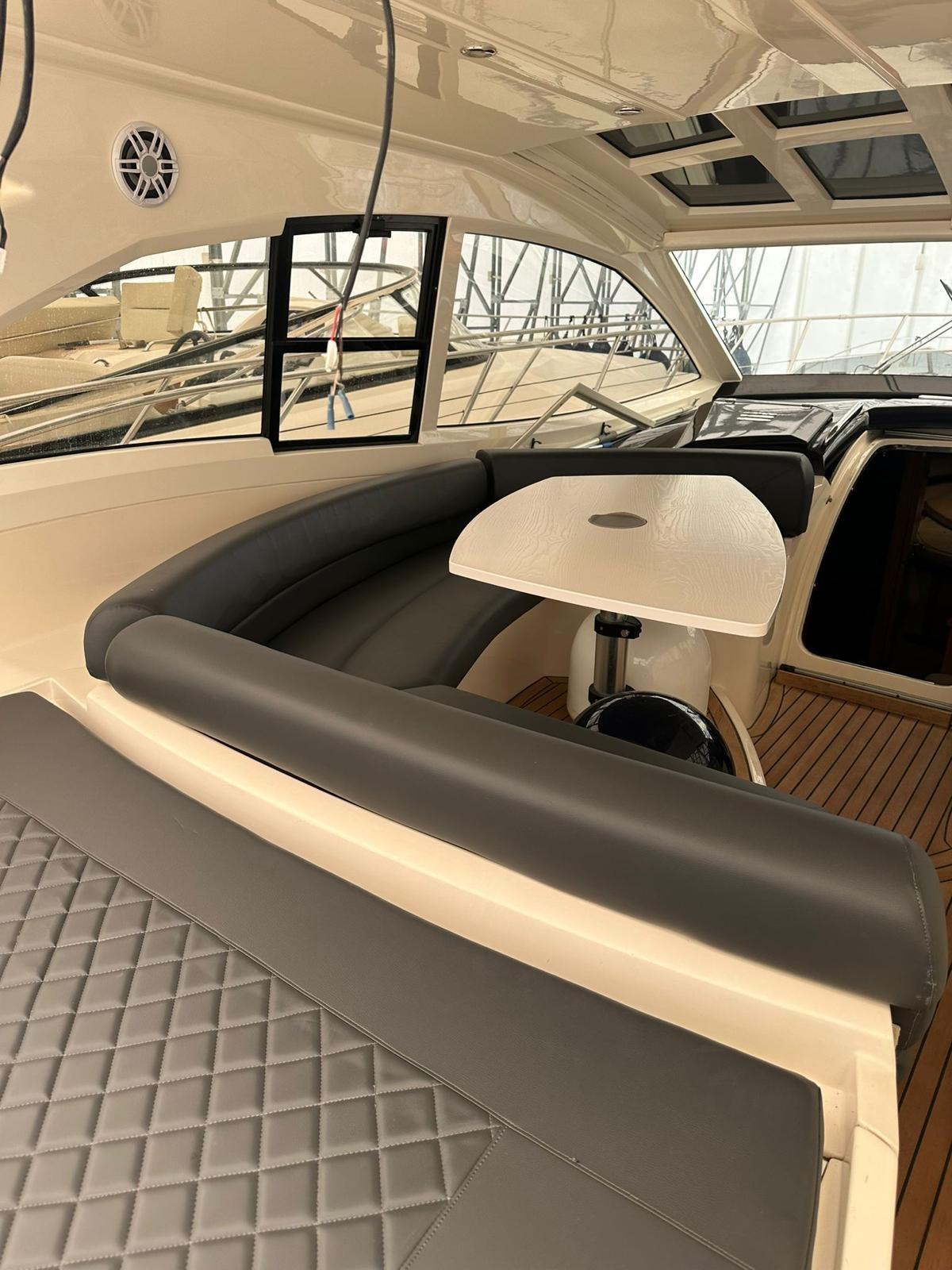 absolute Absolute 47