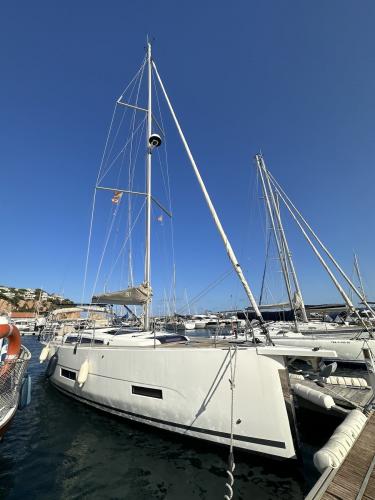 Dufour dufour 390 gl etat et equipements exceptionnels