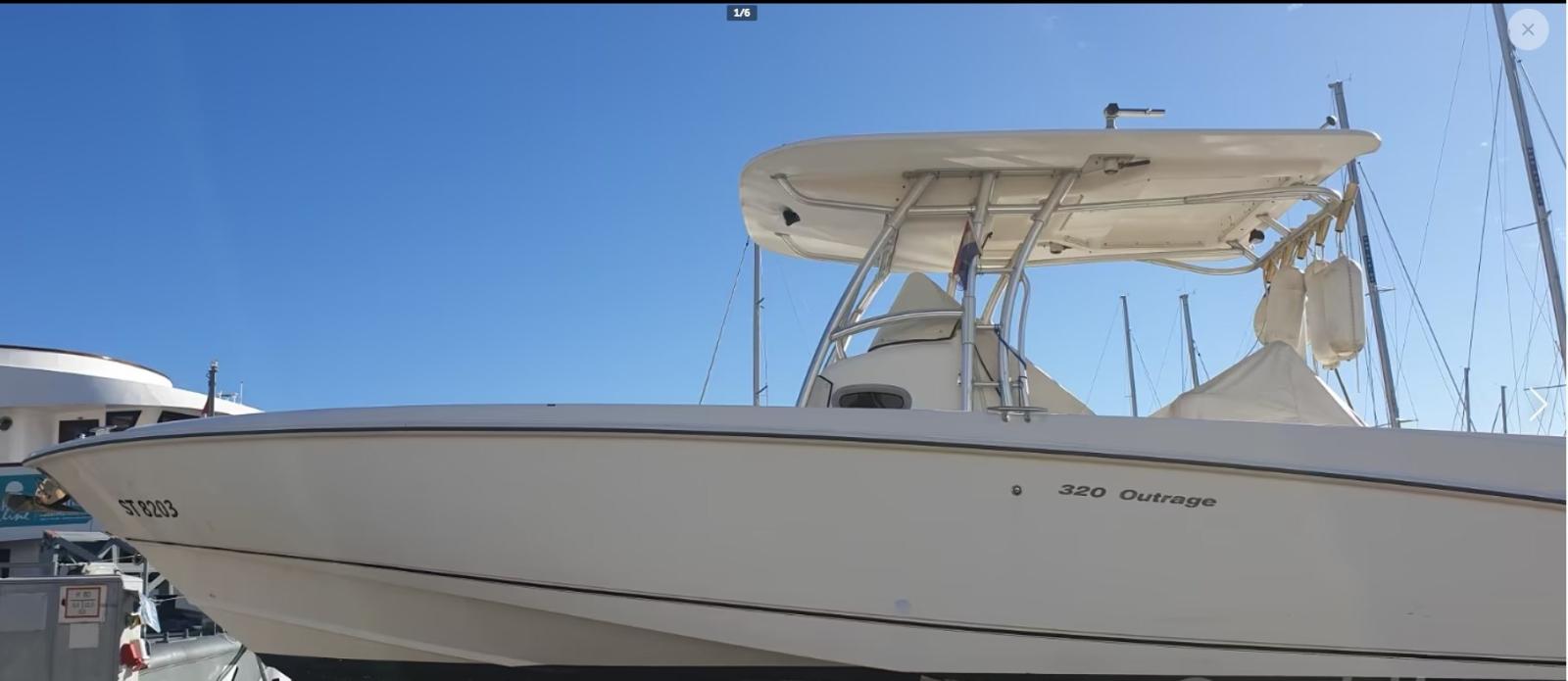 boston whaler Outrage 320