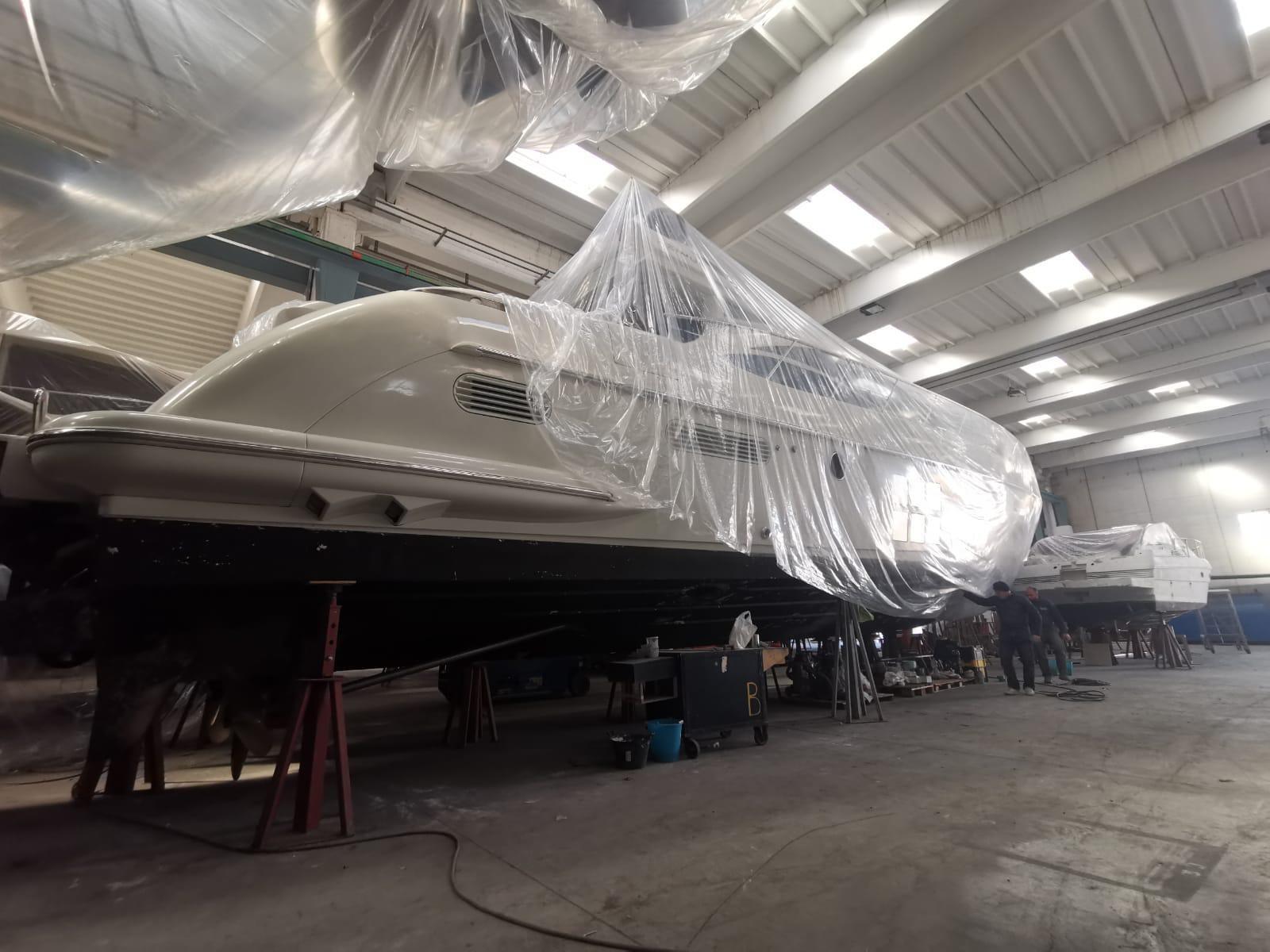 azimut 62s