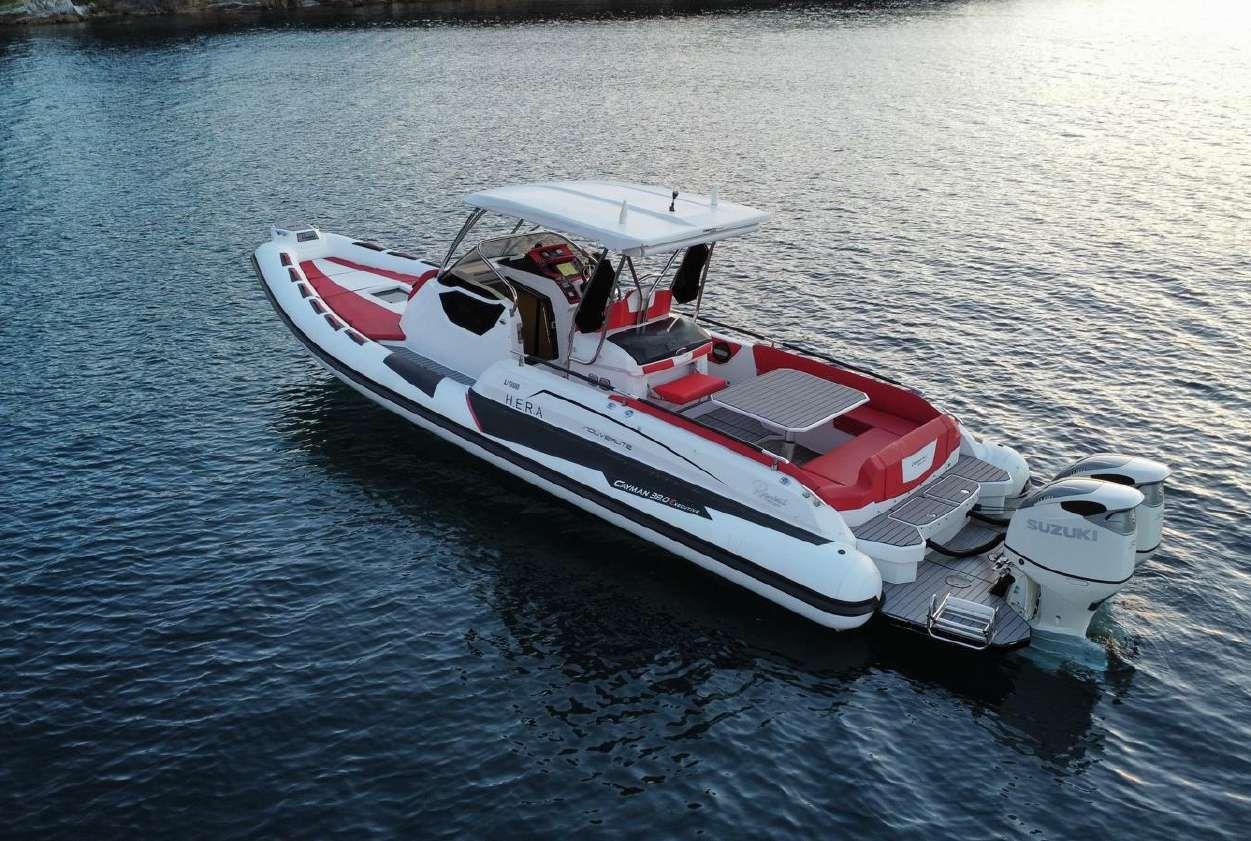 ranieri 38 cayman