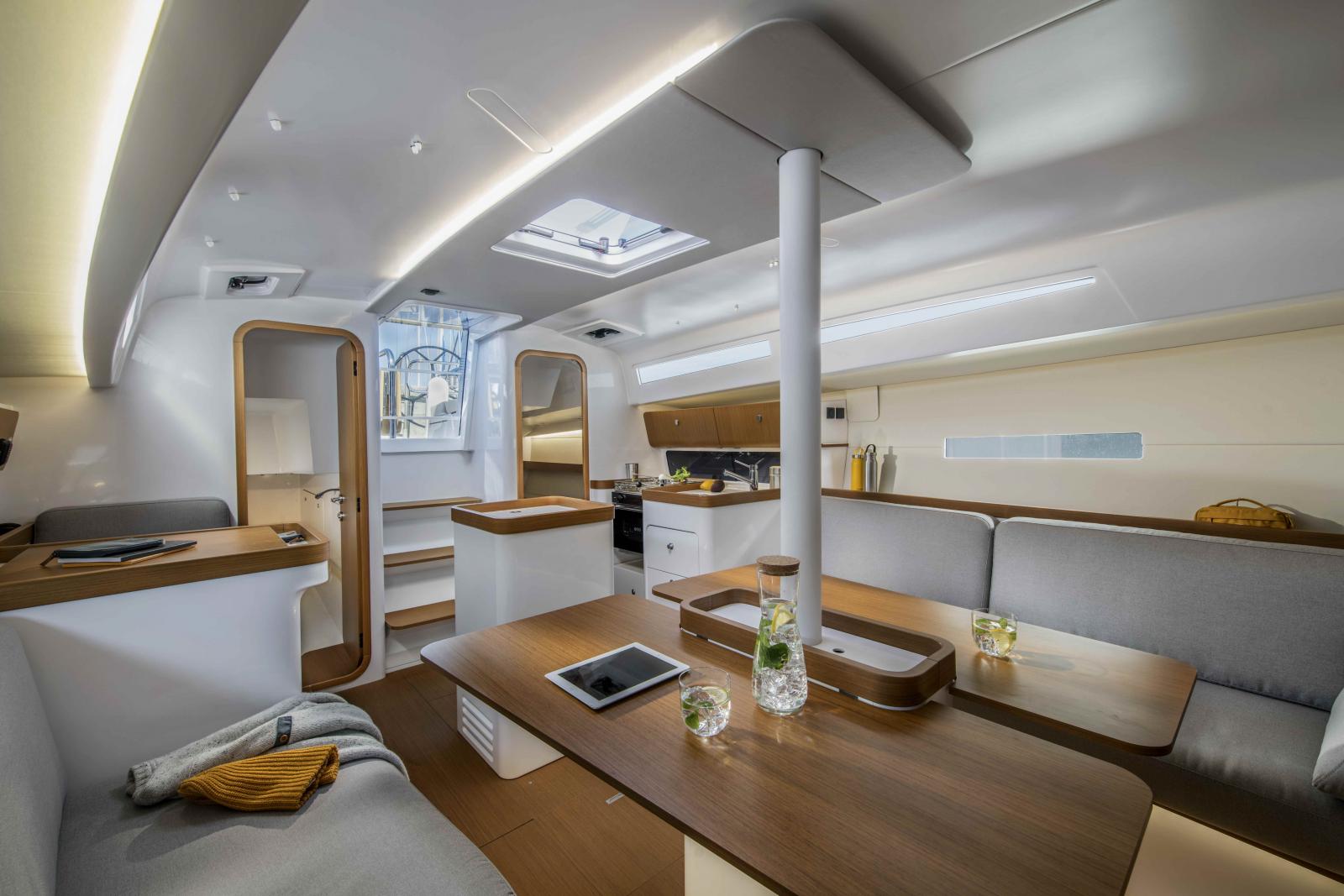 beneteau First 36