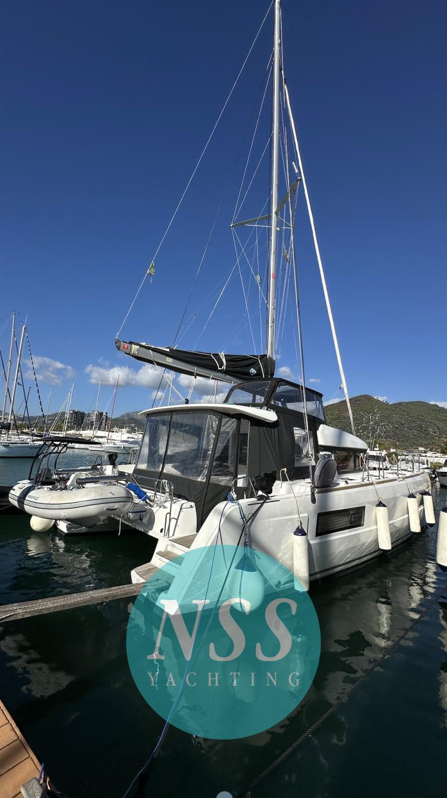lagoon 40