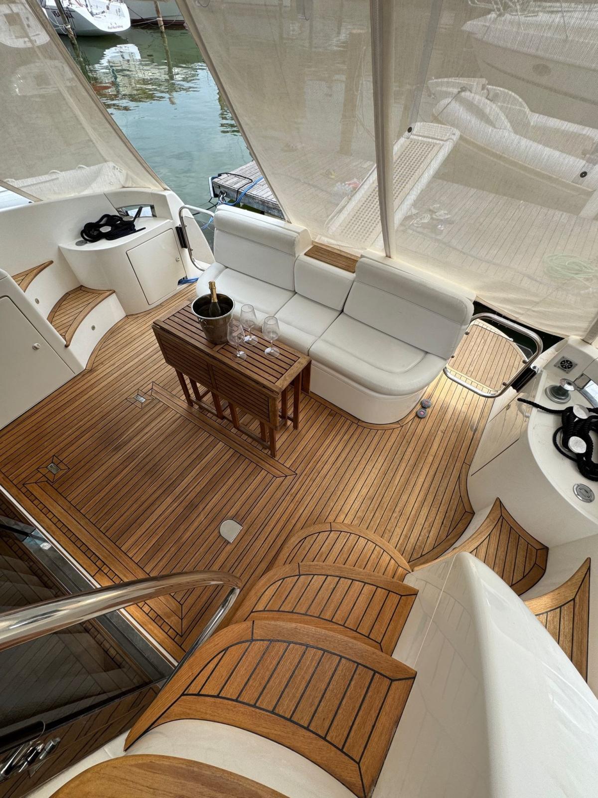 azimut 46