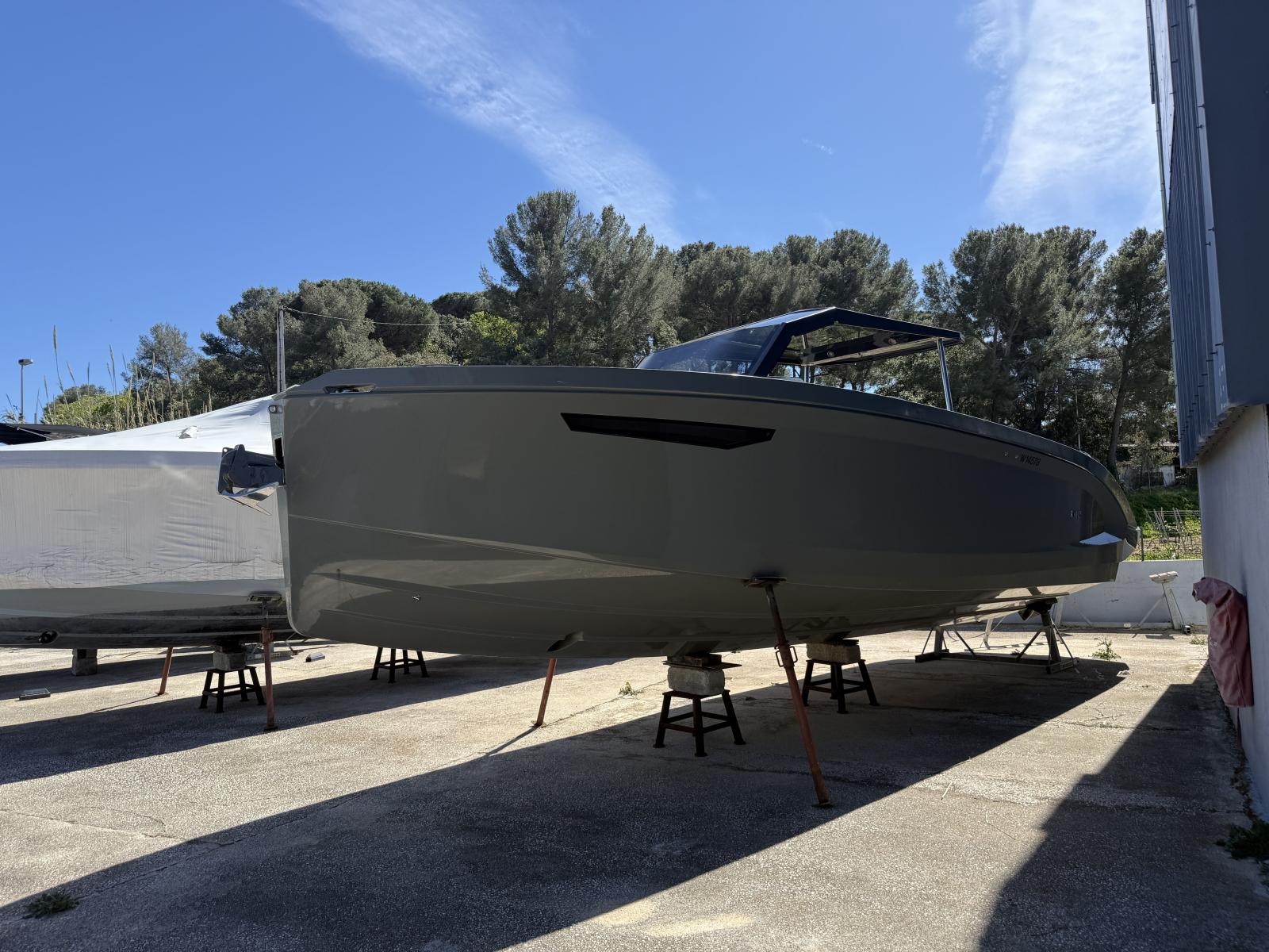 rand boats Escape 30
