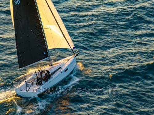 Beneteau first 30 mod.2025