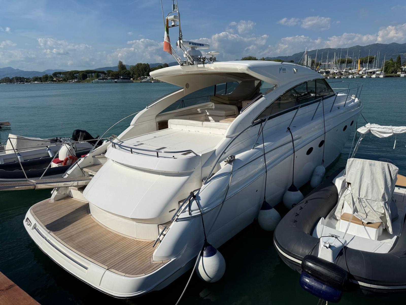 princess yachts V53