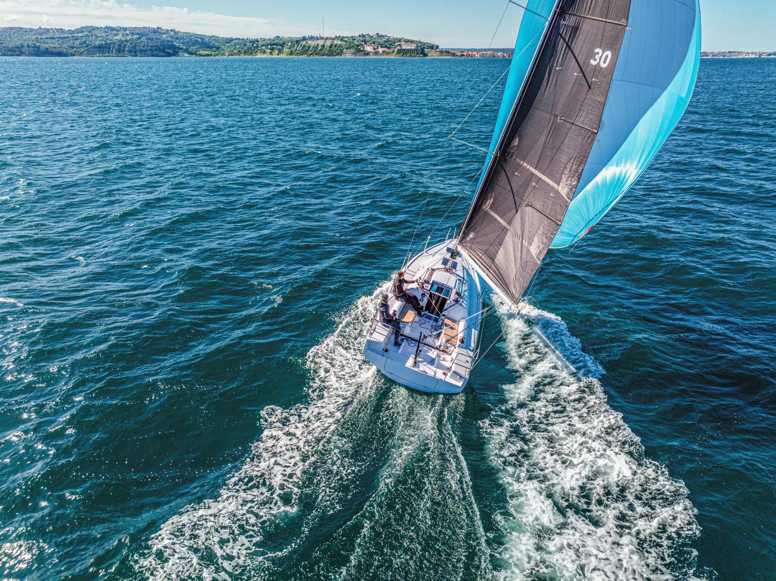 beneteau First 30