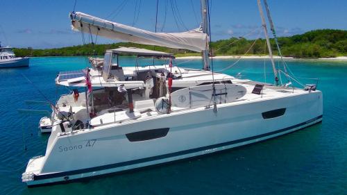 Fountaine pajot saona 47