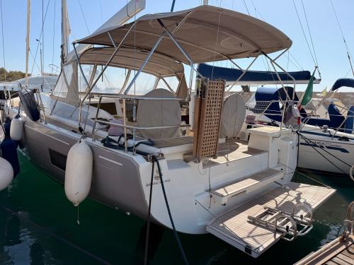 Beneteau oceanis 46.1