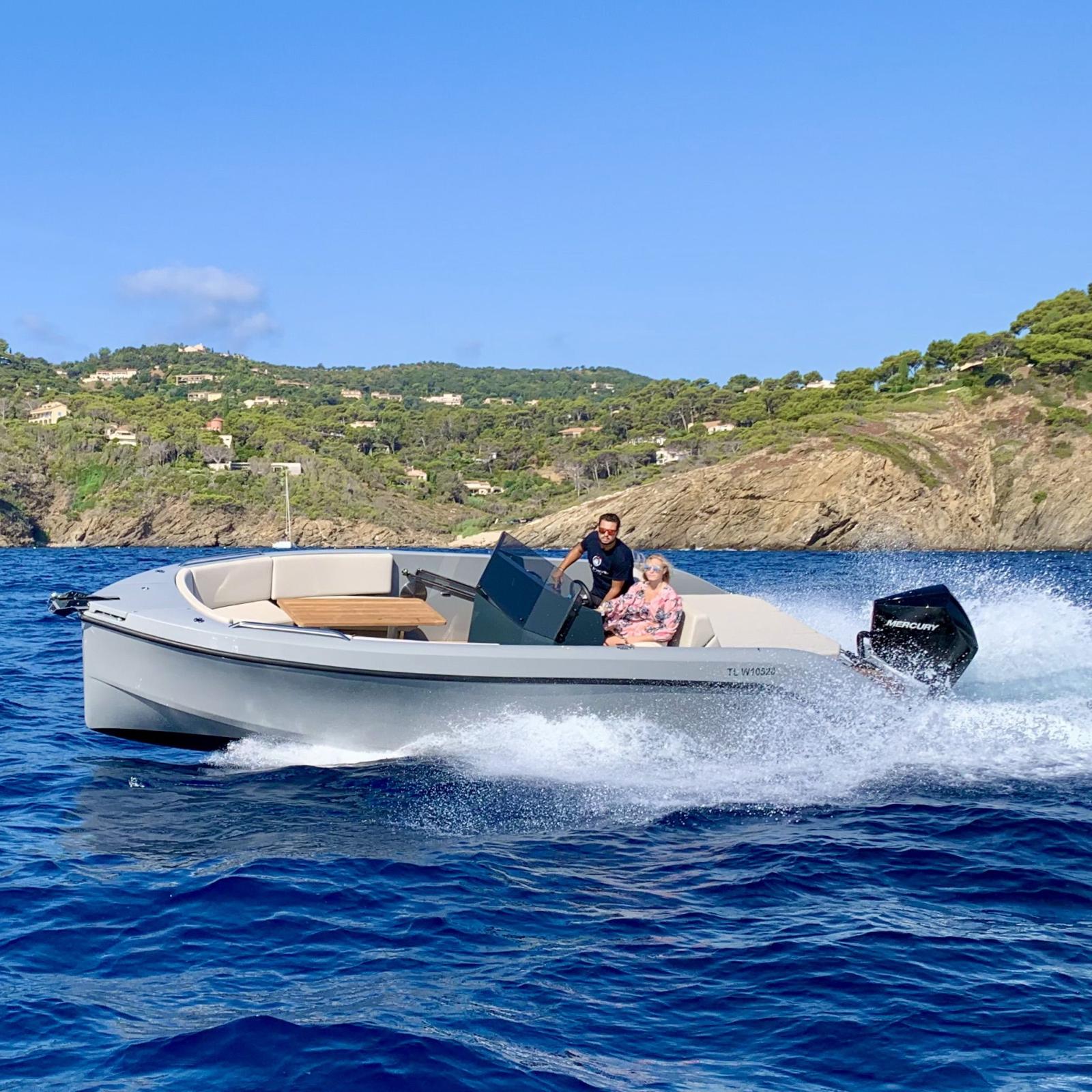 rand boats Play 24