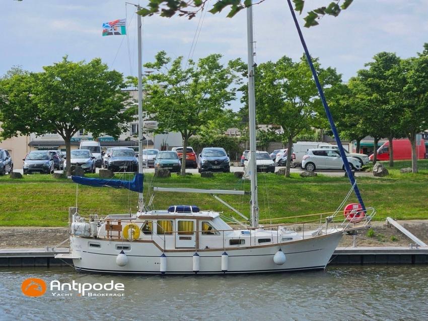 siltala yachts Nauticat 331