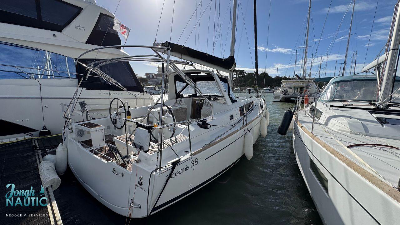 beneteau Oceanis 38.1