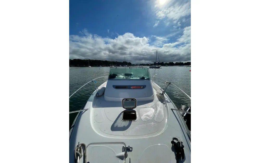 b2 marine Cap ferret 650