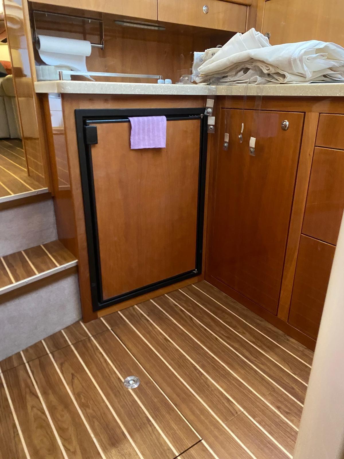 riviera 40 fly