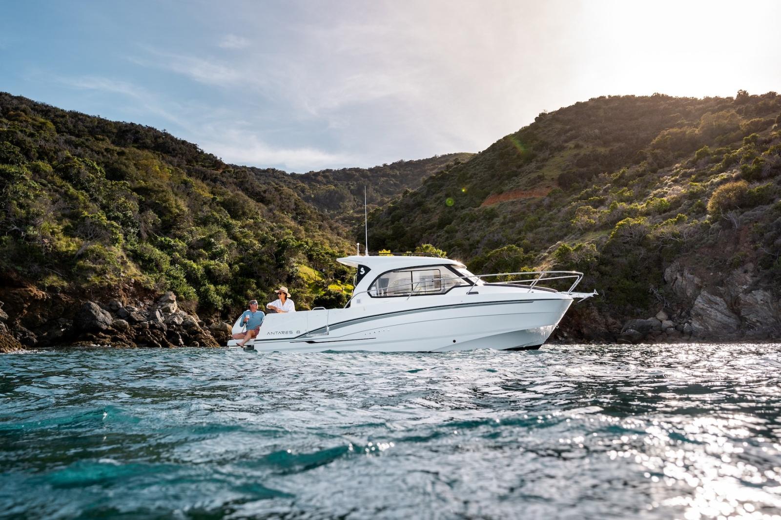 beneteau Antares 8