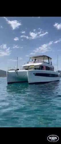 Fountaine pajot my 44