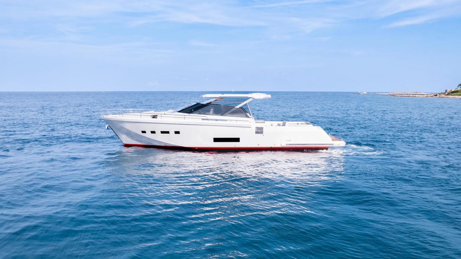 ic yacht Rafale