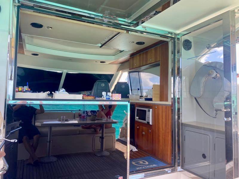 riviera yachts 4400 sport yacht