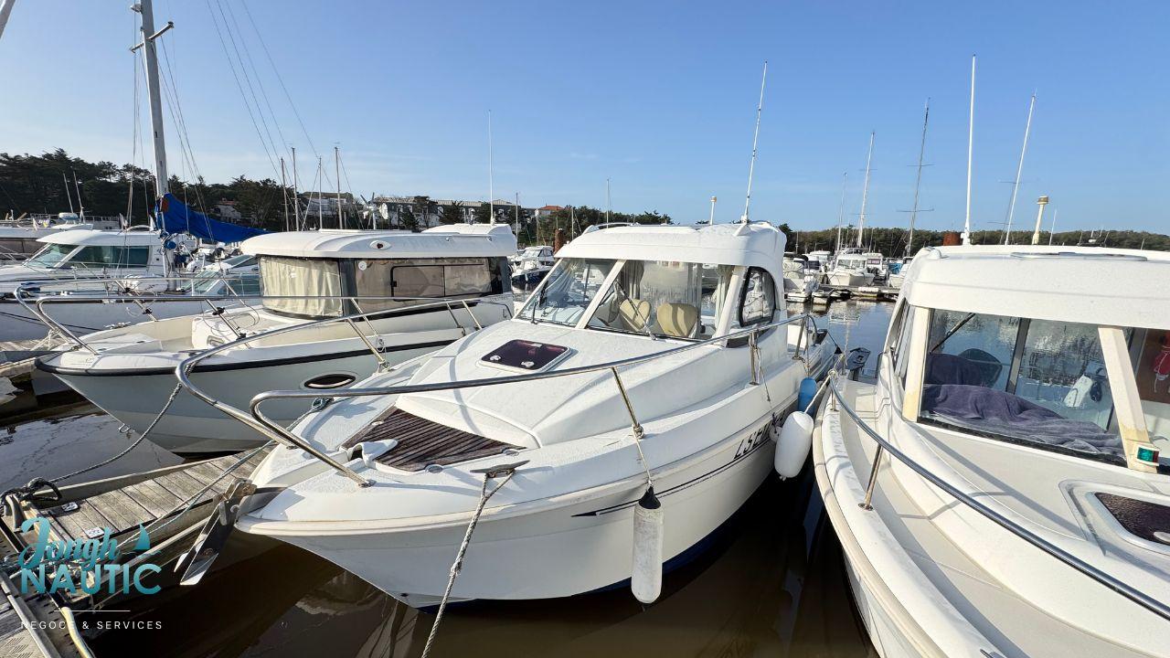 beneteau Antares 7