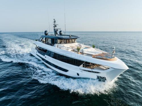 Gulf craft majesty 100 terrace