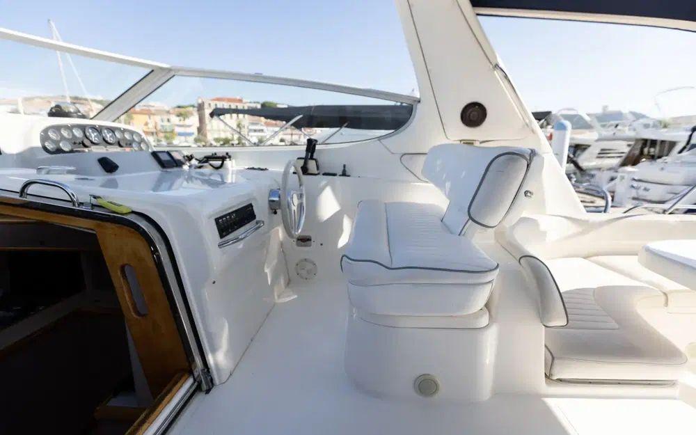 sealine Ambassador 380