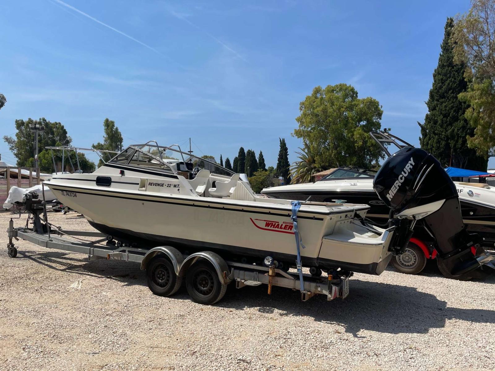 boston whaler 22 revenge