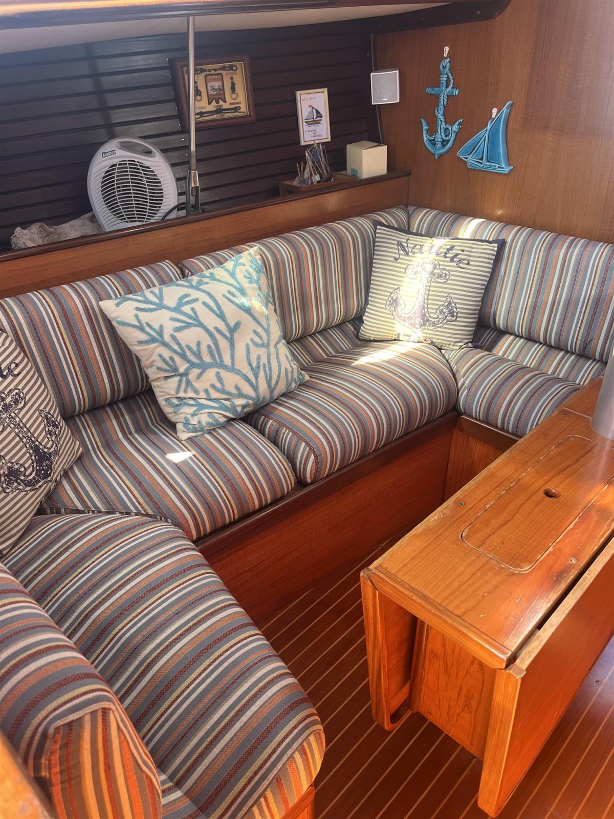 beneteau First 375