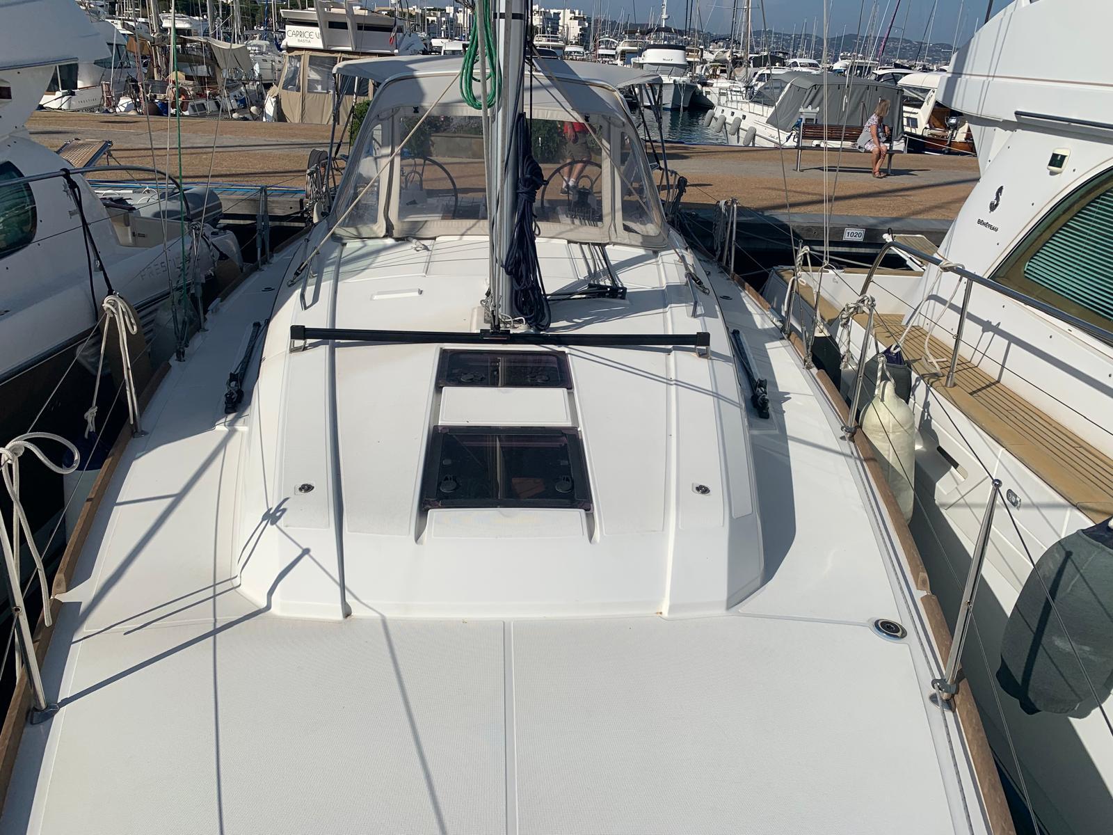 beneteau Oceanis 38.1