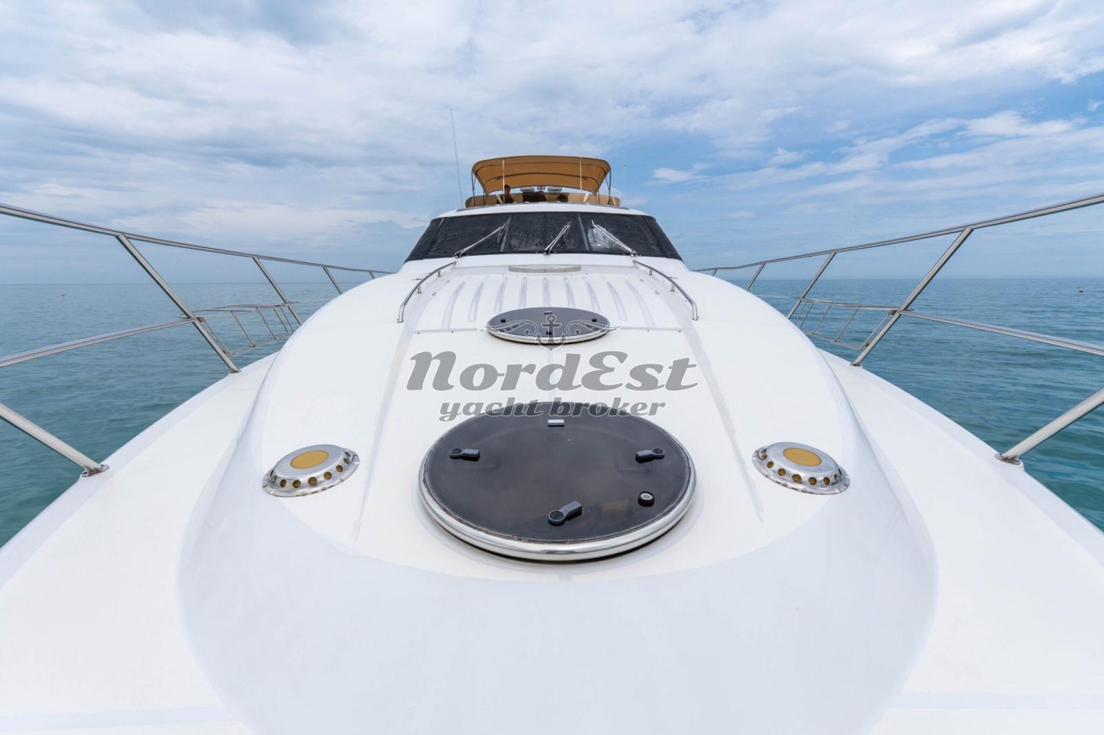 fairline Squadron 62