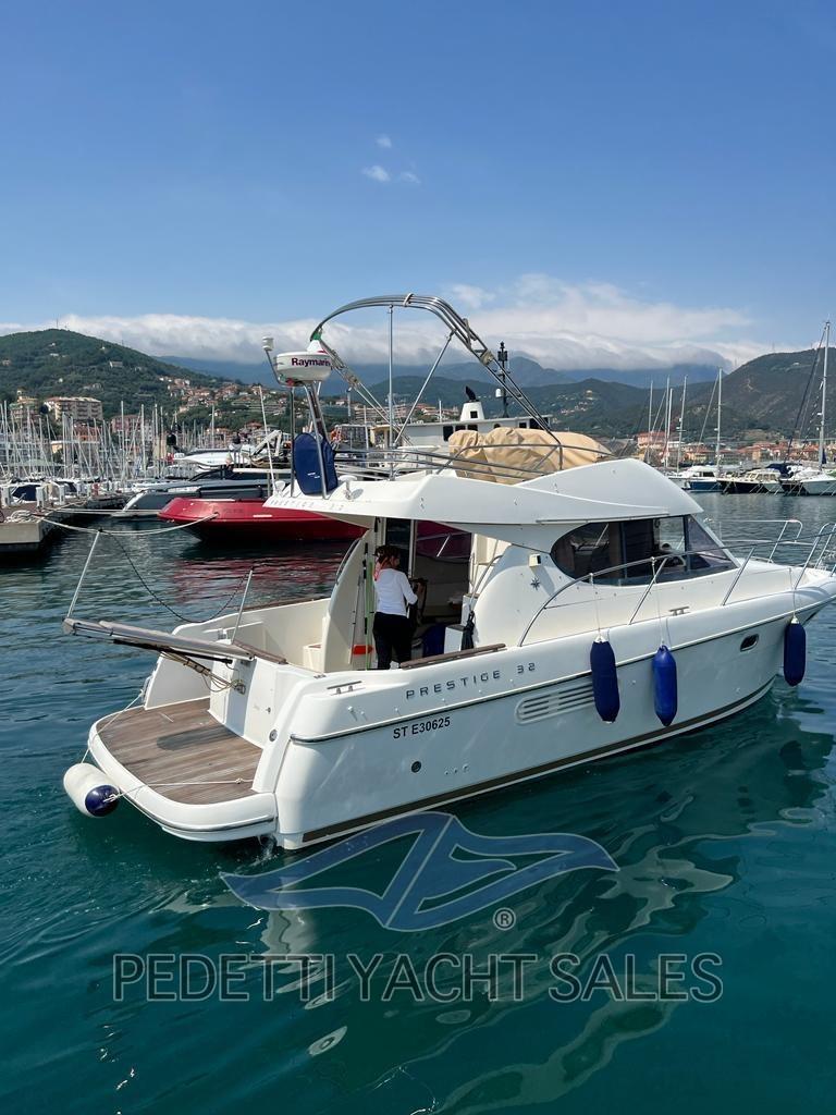 jeanneau Prestige 32 fly