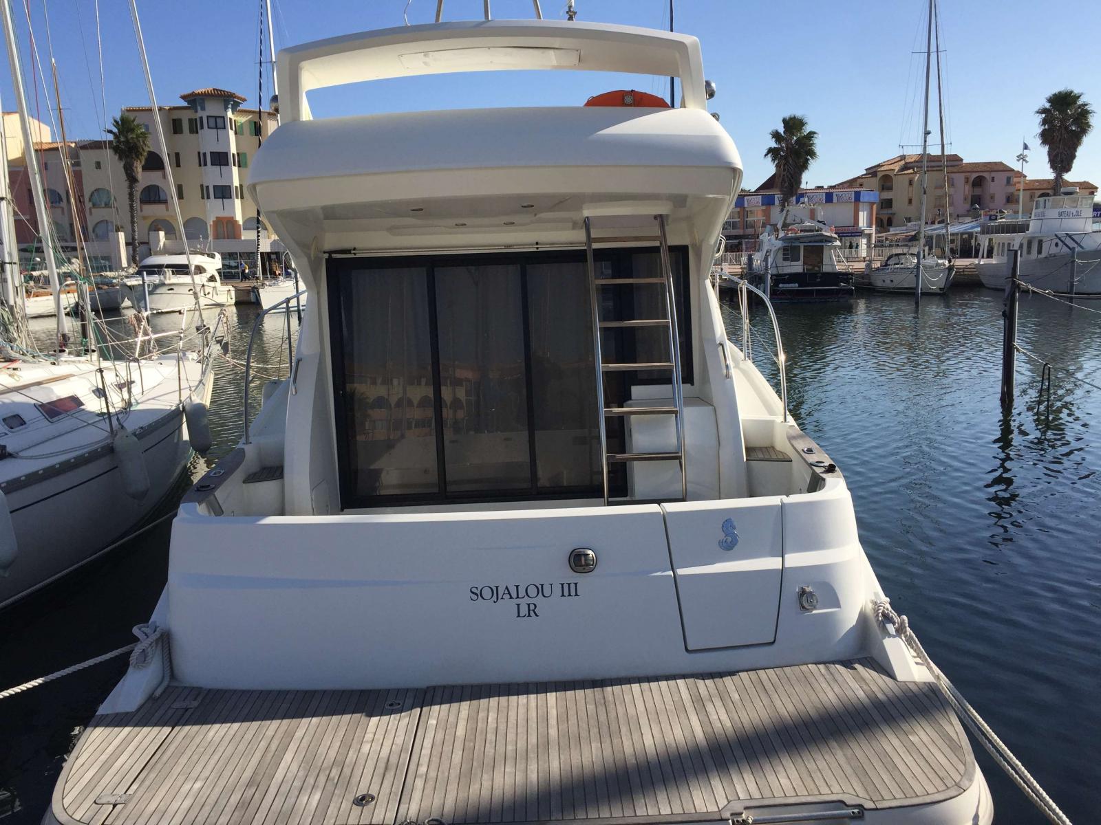 beneteau Antares 42