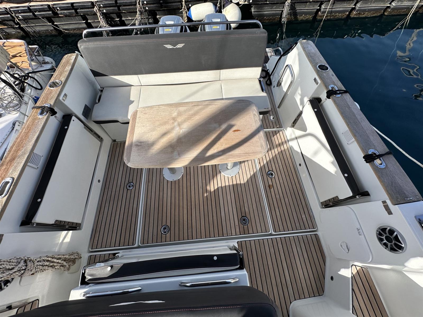 beneteau Flyer 8.8 sundeck
