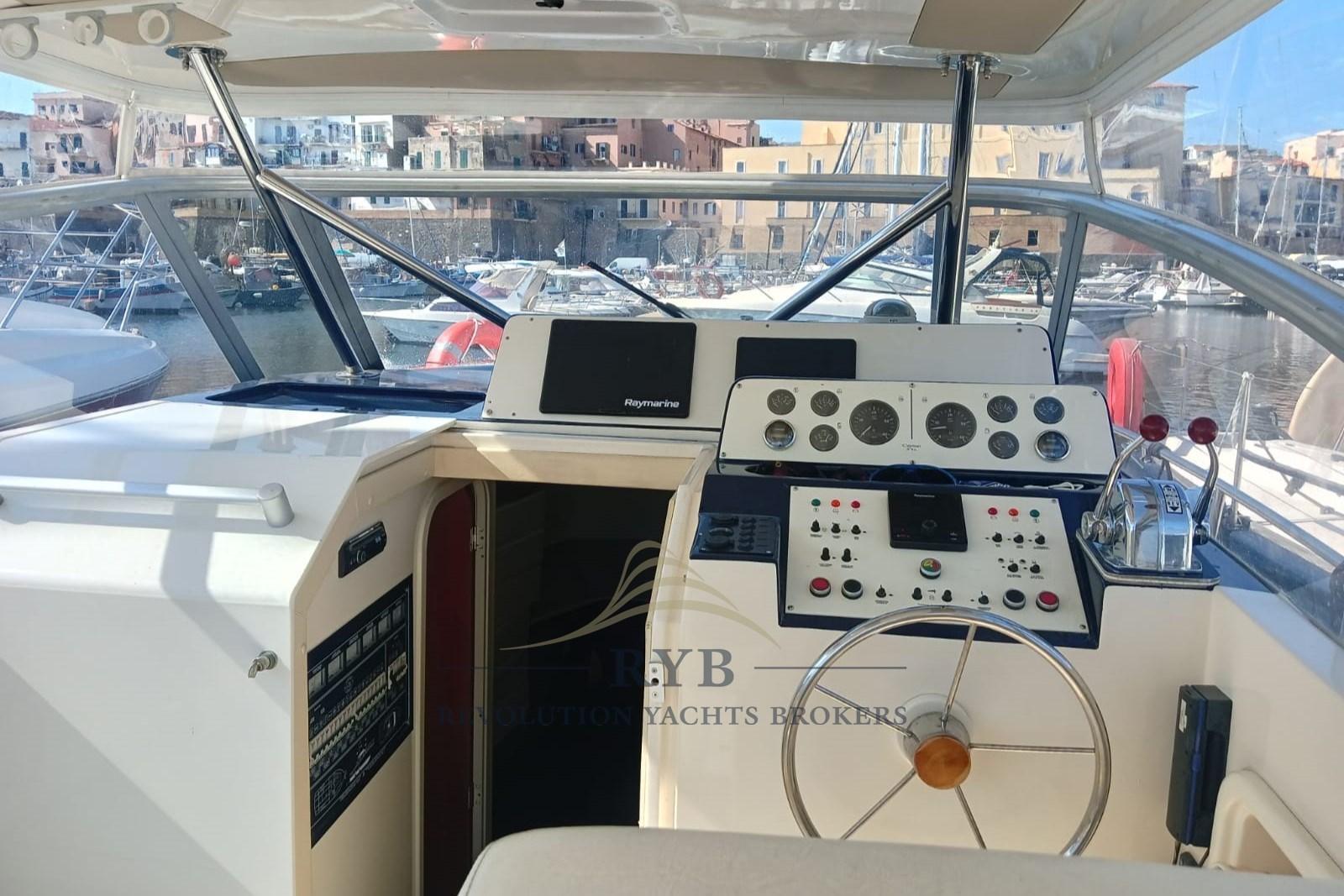 cayman 30 wa