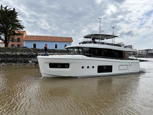 Beneteau swift trawler 54