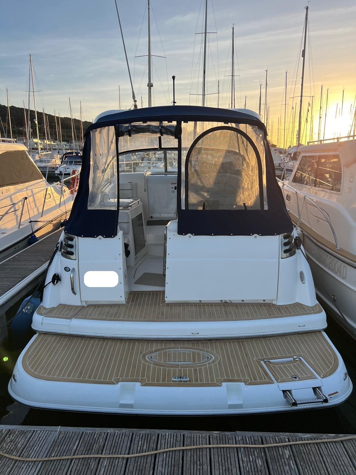 larson boats Cabrio 330