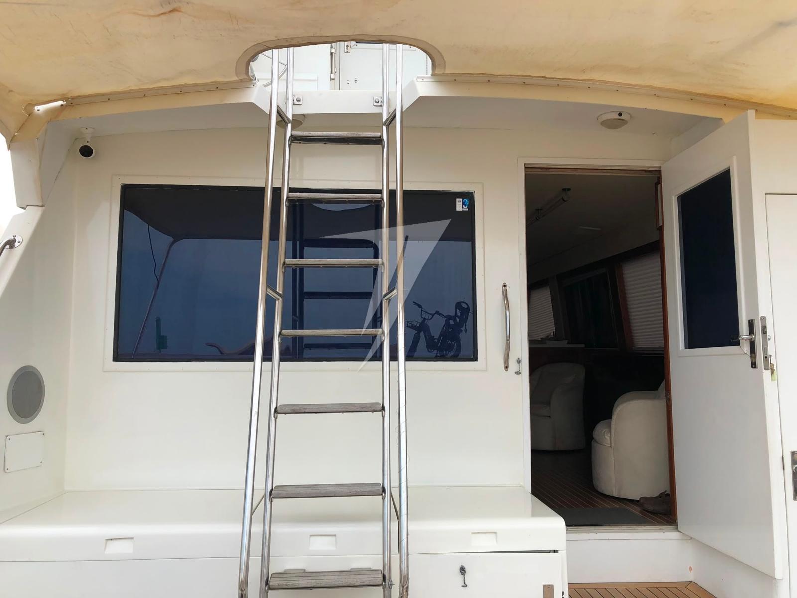 hatteras 65' convertible