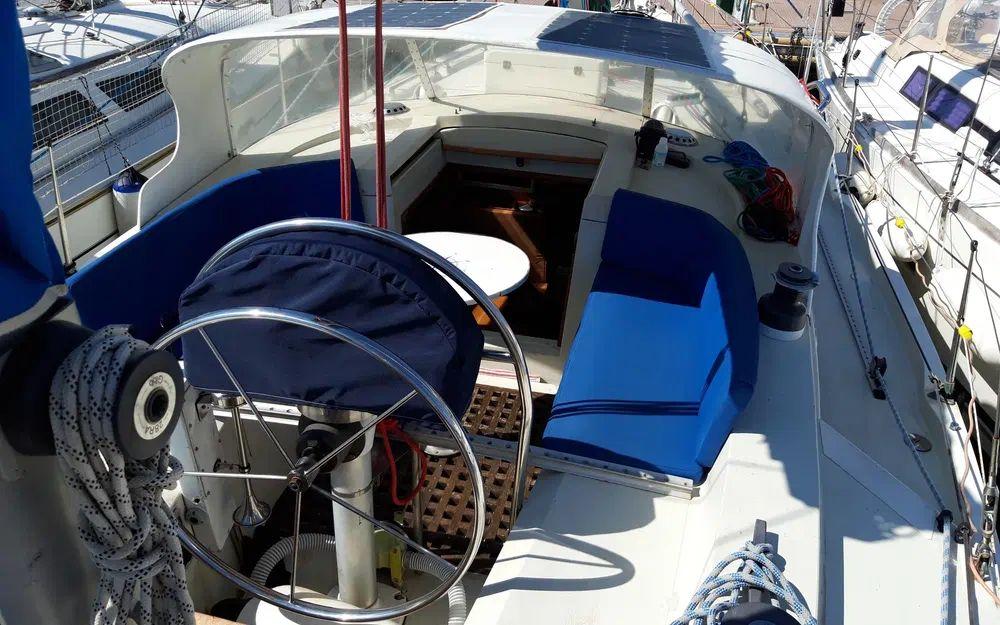 thames marine Mirage 37