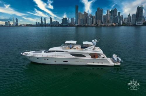 Ferretti yachts ferretti 810