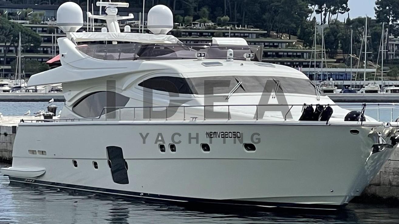 ferretti yachts 761
